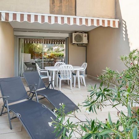 Le Club par Dodo-a-Cassis Exterior foto