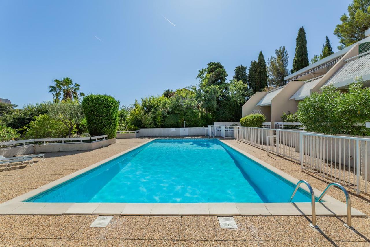 Le Club par Dodo-a-Cassis Exterior foto